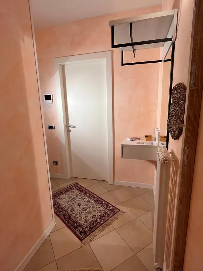 Apartamento Casa Teo, A Un Passo Dal Centro Verona Italia